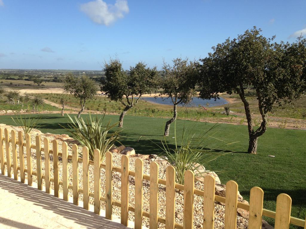 Monte Da Ameixa Country House Castro Verde Exterior photo